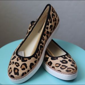 Authentic NWT UGG leopard Kammi shoes